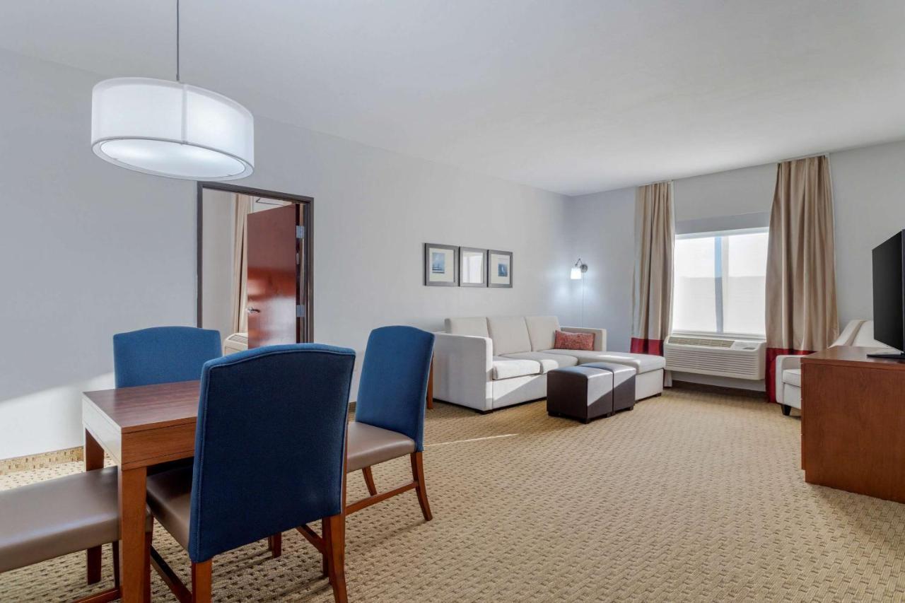 Comfort Suites Ла Порт Екстериор снимка