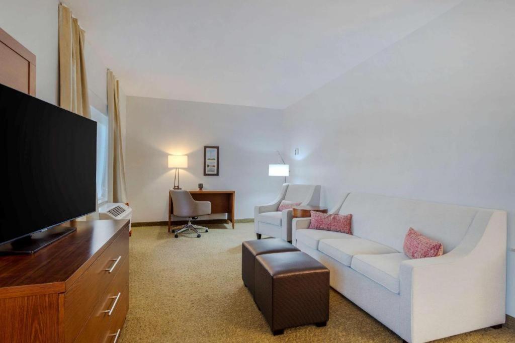 Comfort Suites Ла Порт Екстериор снимка